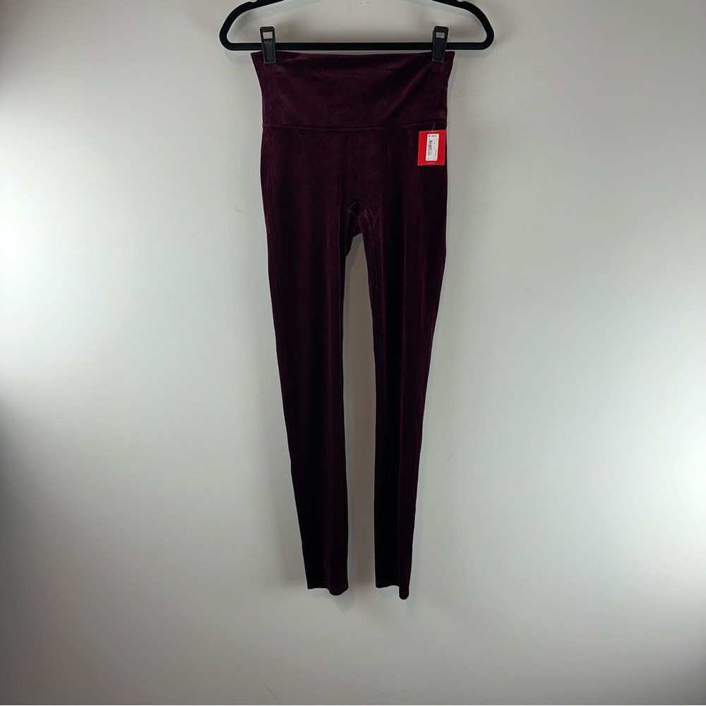 Spanx Velvet Women Leggings in Burgundy Size M